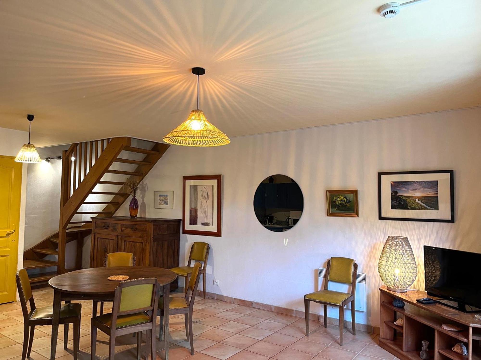 Вилла La Riviere Esperance Veyrignac Экстерьер фото